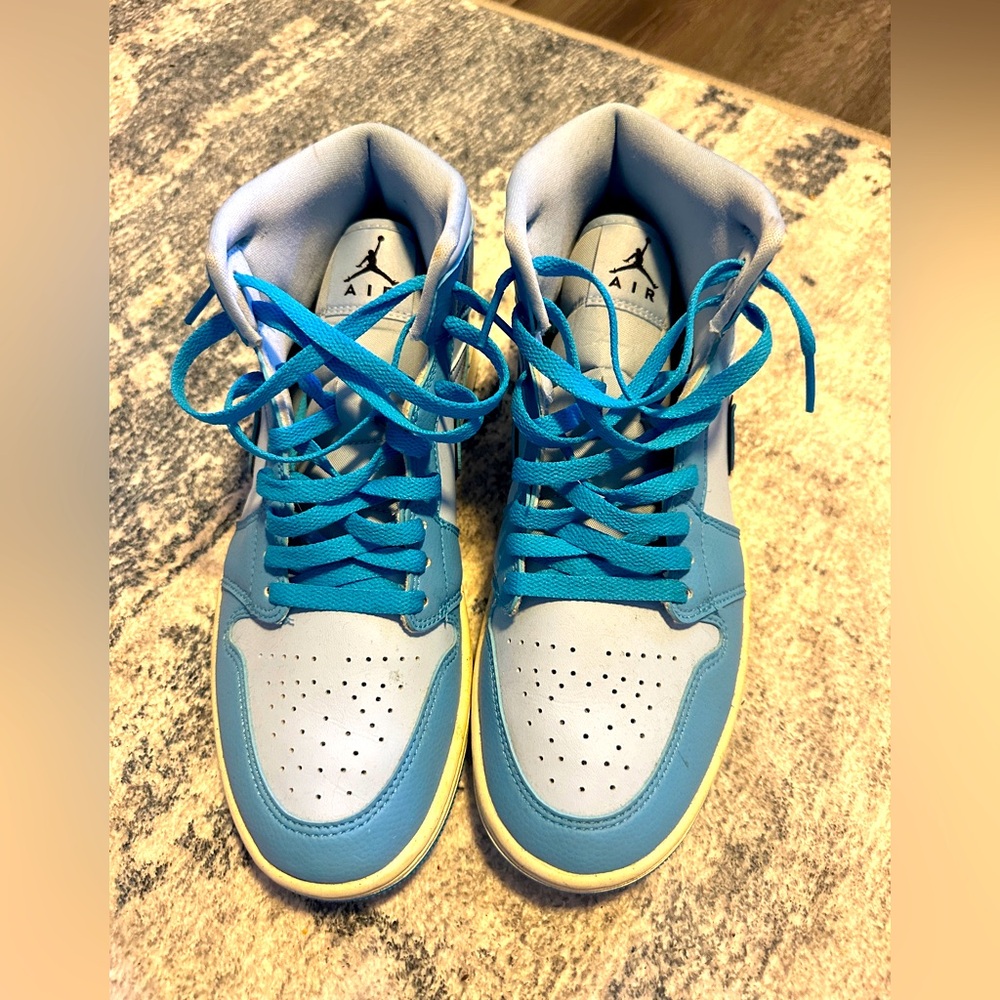 Nike high top sneakers, size 10. Worn once